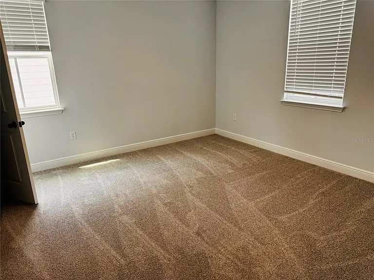 10120 Peebles St — Photo 24