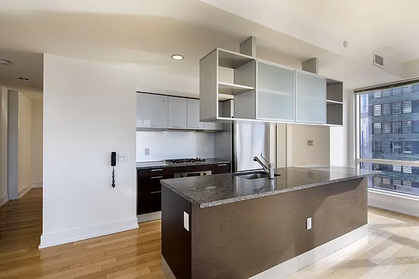 Sold by Brown Harris Stevens | media 29