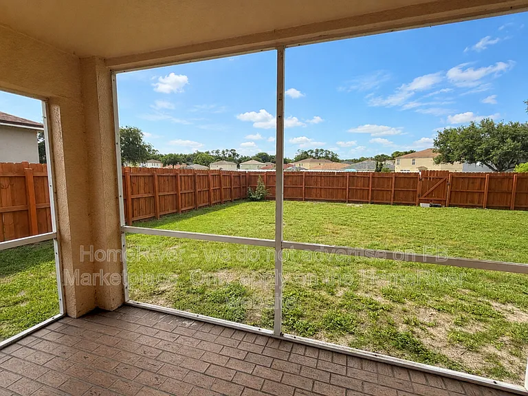 2141 Hunters Greene Dr — Photo 18