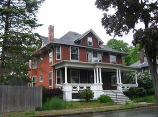 14 Lawn Ave, Portland, ME 04103