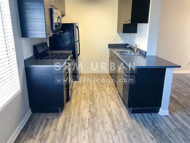 4130 38th St #20 — Photo 6