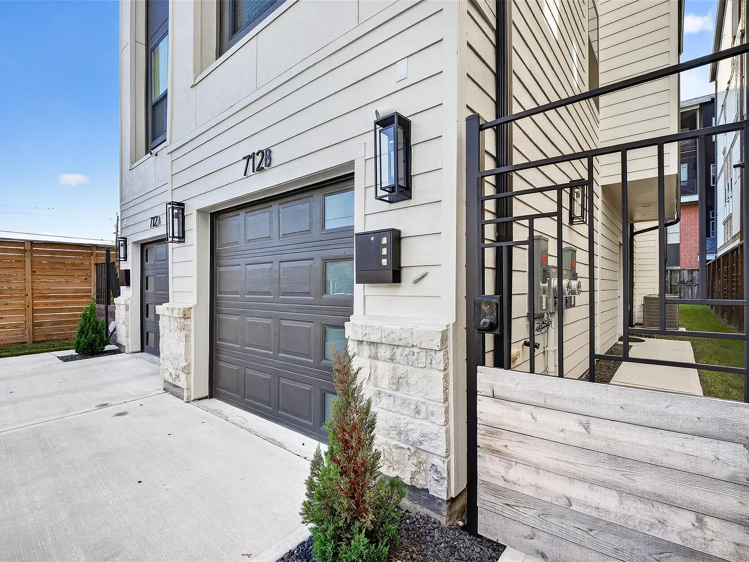 3 bed, 2.5 bath, 1926 sqft, $3,000 — Photo 4