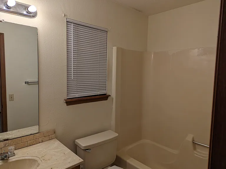 2863 Kasey Ave #B — Photo 15