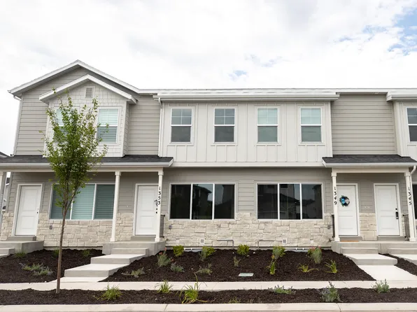 1353 E Goldie Lou Ln Unit 39, Eagle Mountain, UT 84005