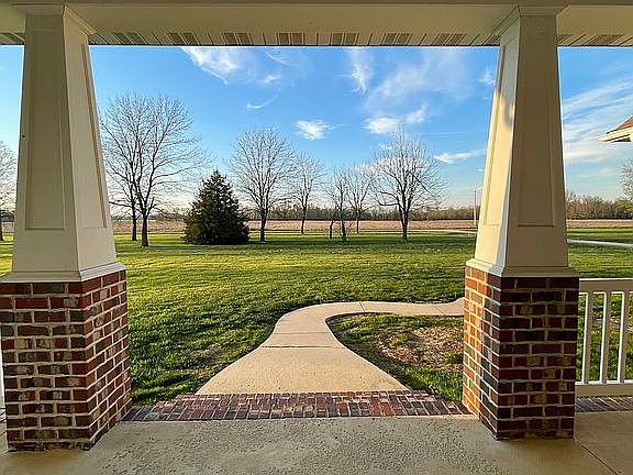 4th image of 5216 Quail Run Rd