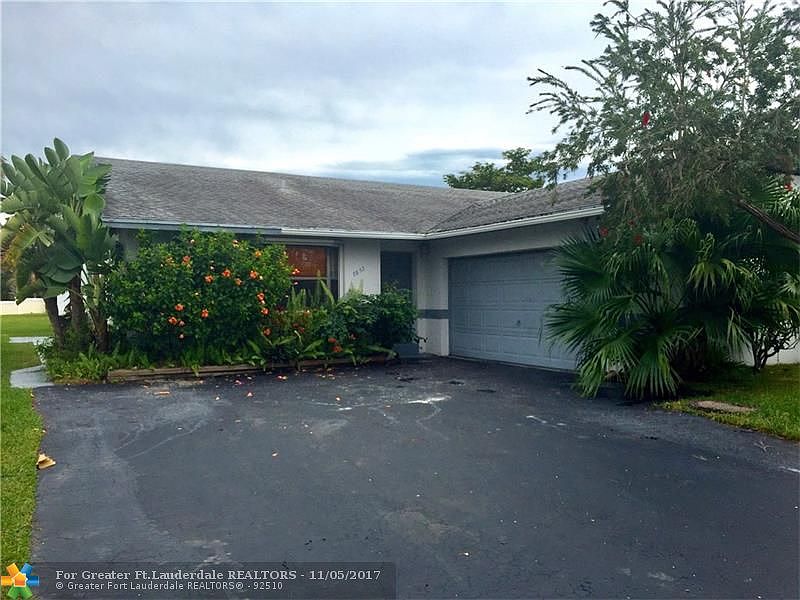 1st image of 8852 NW 76th Pl
