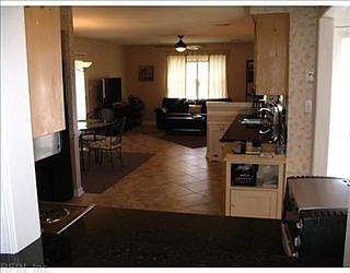 3rd image of 617 Marston Dr