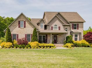 5371 Doggett Rd, Browns Summit, NC 27214