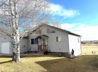 1326 Wineglass Ln, Livingston, MT 59047