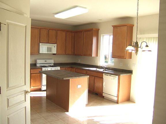 4th image of 11729 S Presley Cir