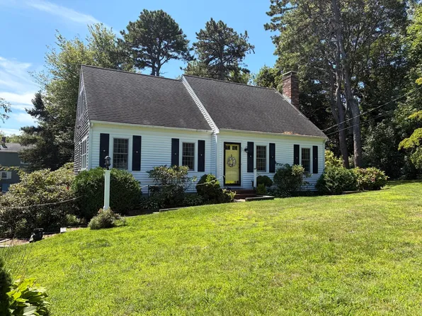 57 Sachem Dr, Bourne, MA 02532