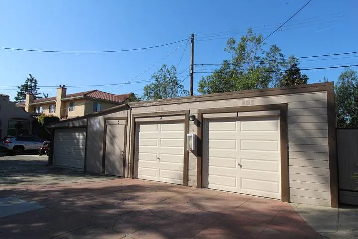 3216 Briggs Ave #B — Photo 10