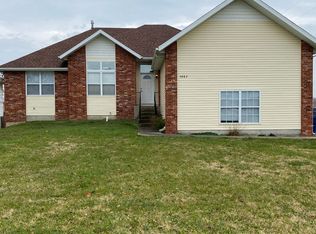 3882 S Homewood St, Springfield, MO 65807
