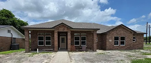 13602 River Forest Dr Photo 1