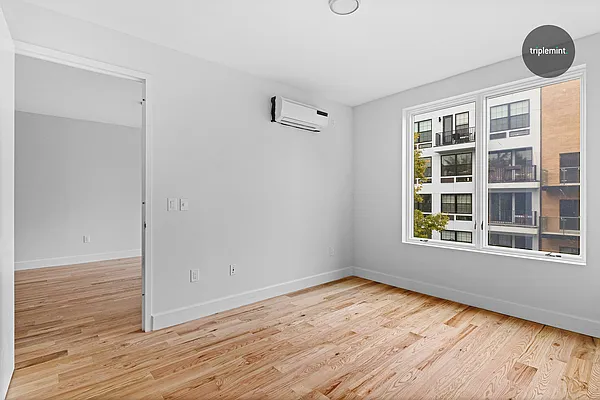 Rented by Triplemint | media 18