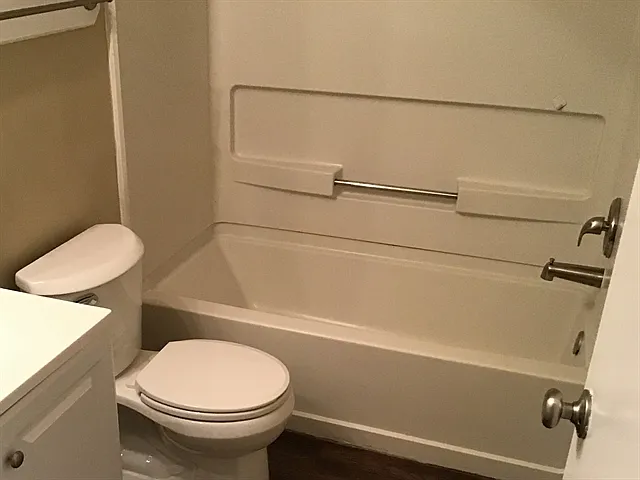 1703 Oak Valley Dr — Photo 15