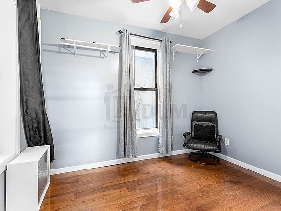 3rd image of 1477 Amsterdam Ave Unit 2E