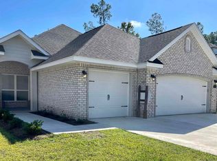 5635 Dunridge Dr, Pace, FL 32571