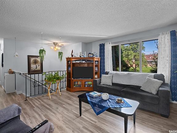 4th image of 463 30th STREET E