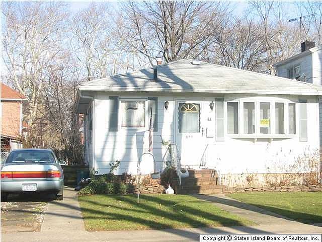 1st image of 277 Bryant Ave