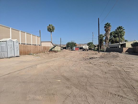 2nd image of 344 N Moonlight Dr