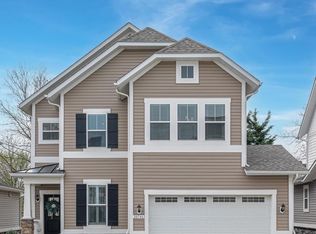 20746 Wellers Corner Sq, Ashburn, VA 20147
