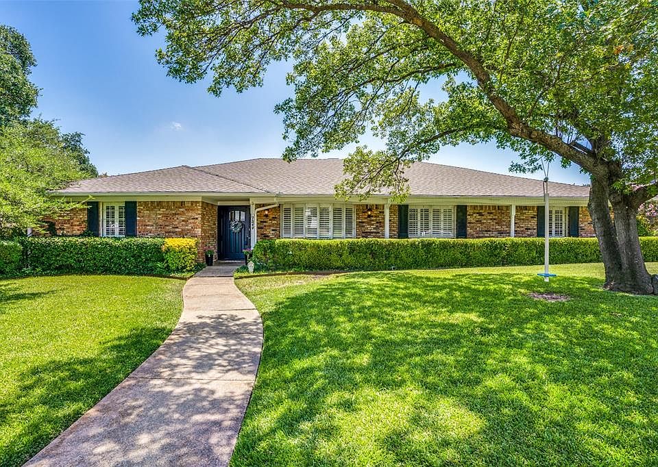1st image of 7344 Blairview Dr