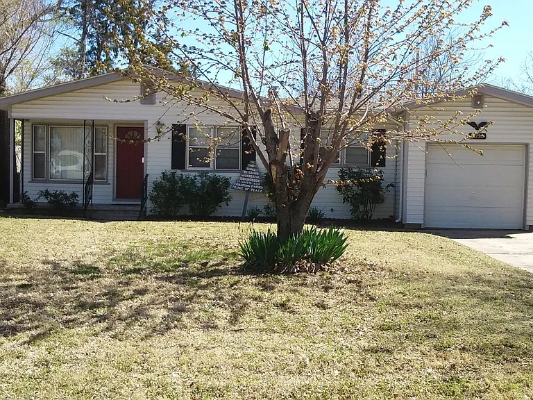 3532 S Everett St — Photo 2