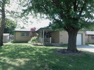 1021 S Capri Ln, Wichita, KS 67207