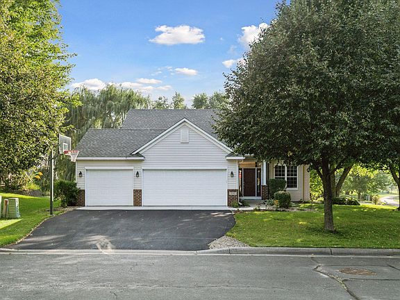 2nd image of 737 Williams Dr
