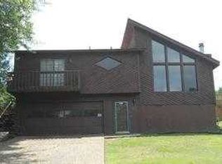 19 Prince Dr, Maumelle, AR 72113