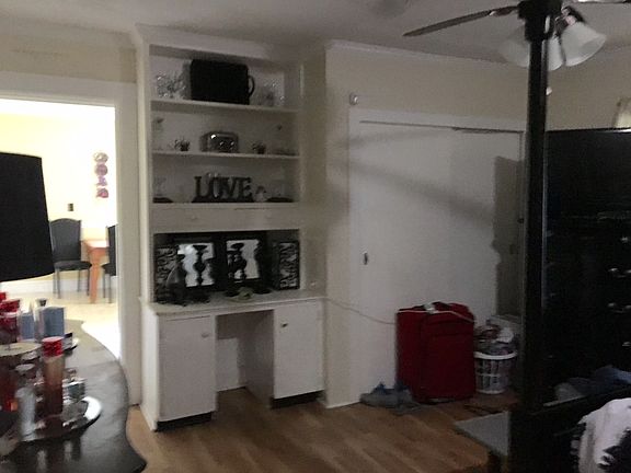 2nd image of 124 Hurt St