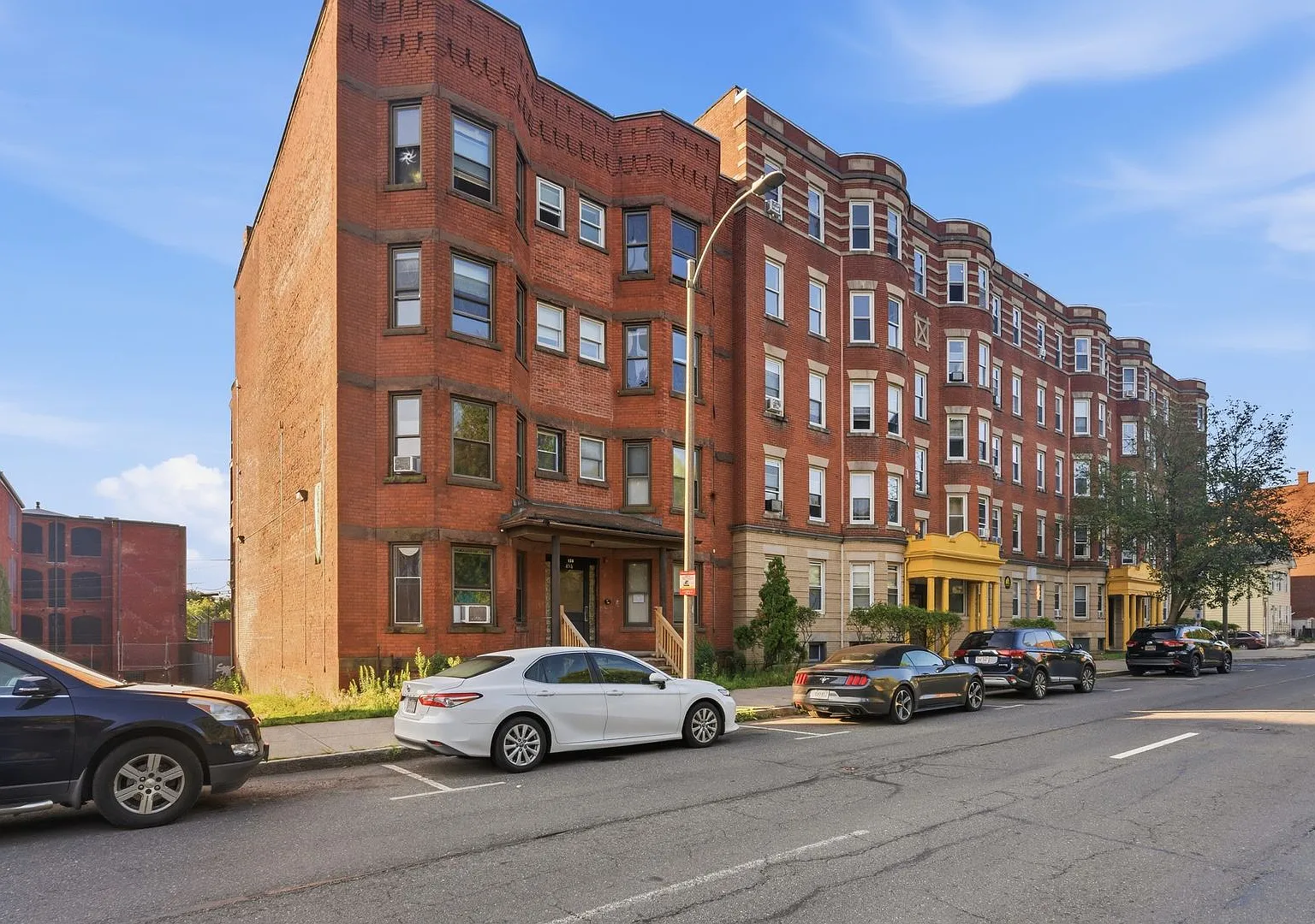 456 Maple St — Photo 1