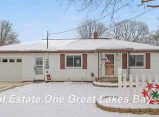 421 S Parsons St, Merrill, MI 48637