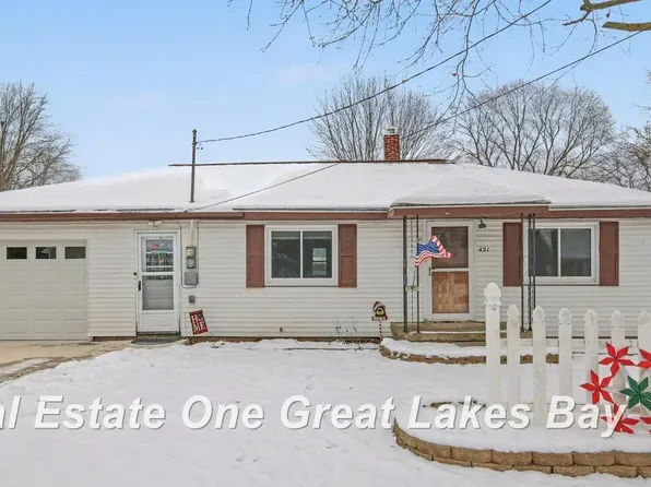 421 S Parsons St, Merrill, MI 48637