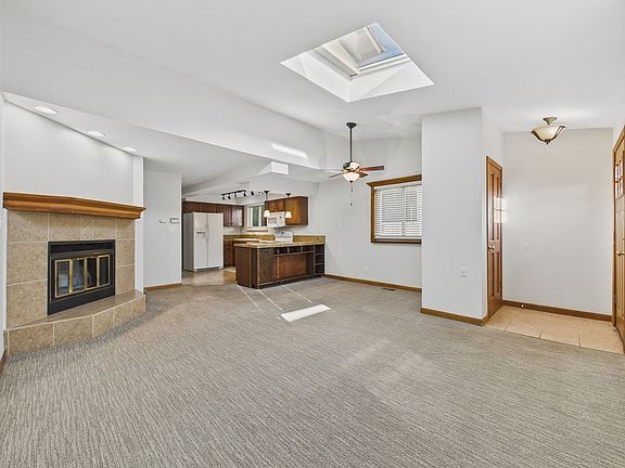 3rd image of 3544 S Ogden St