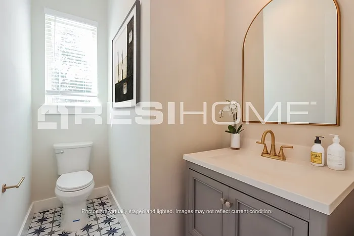 5722 Beall St #C — Photo 17