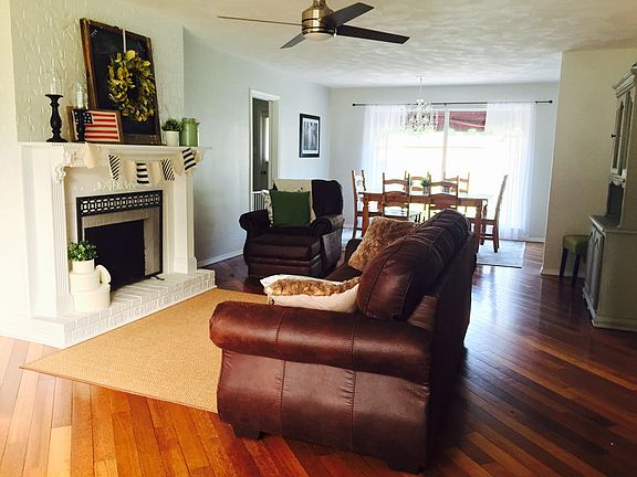 4th image of 64 Oaklawn Dr
