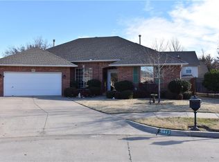 6812 Sandlewood Dr, Oklahoma City, OK 73132