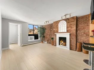 244 East 30th Street 4B image 1 of 11