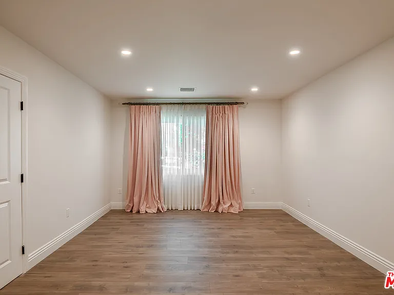 4708 Aqueduct Ave — Photo 22