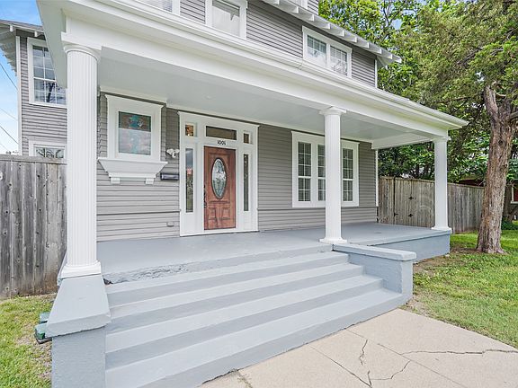 2nd image of 1001 S Travis St