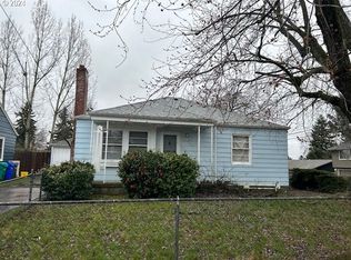 9006 E Burnside St, Portland, OR 97216