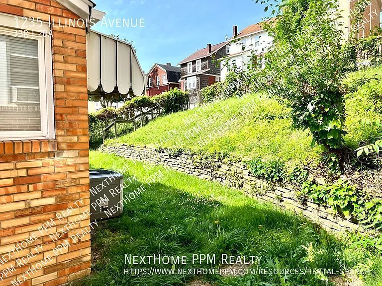 1235 Illinois Ave — Photo 9