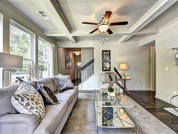 5th image of 2913 Emme Ct