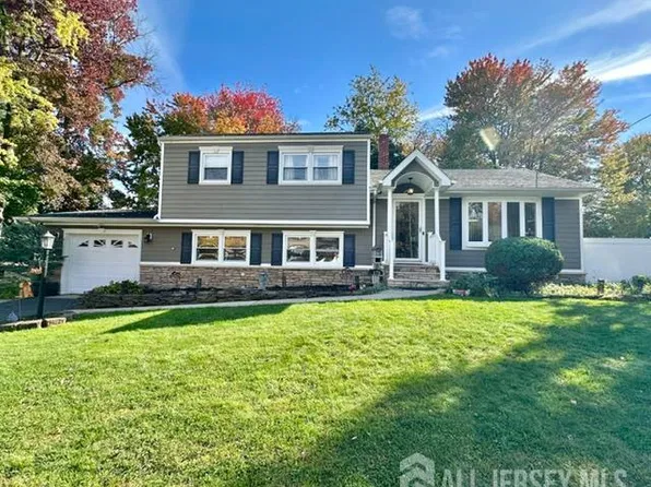 175 Kane Ave, Spotswood, NJ 08884