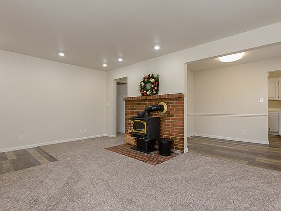 5th image of 3518 S Ainsworth Ave