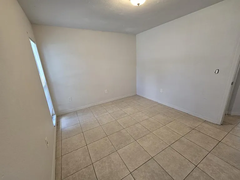 3406 Murrow St — Photo 13