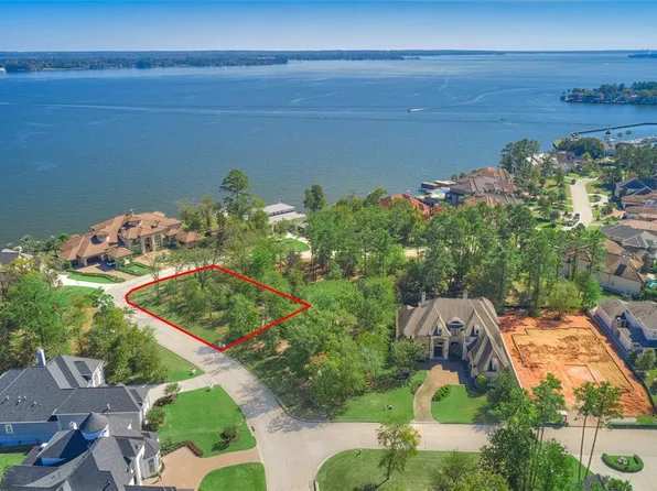 151 Bentwater Bay Dr, Montgomery, TX 77356