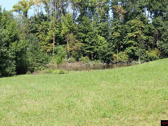 4th image of 100 Autumn Blaze Ct